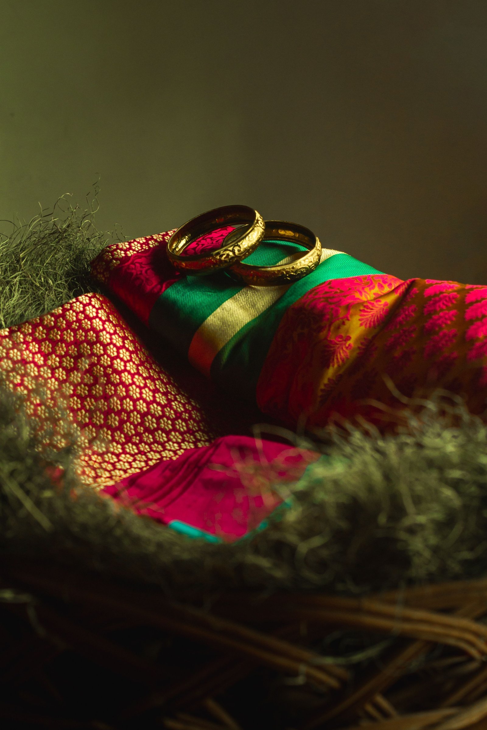 Silk and the table